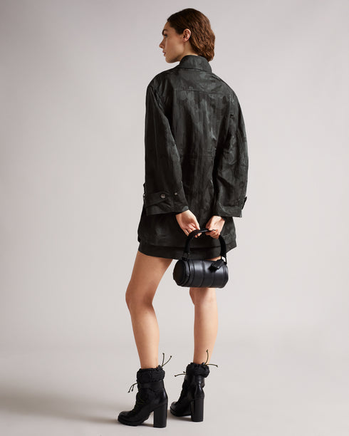 <P><Span Style="Text-Decoration: Underline;">Camo Jacquard Hunting Jacket</Span></P>
<P>The Thrill Of The Chase, You‚Ä𬮬...